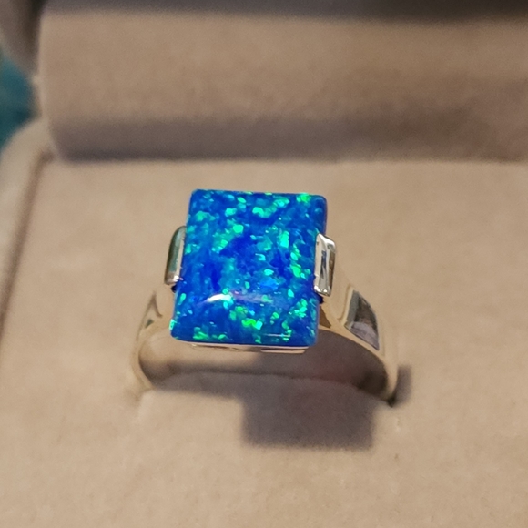 Blue Fire Opal Sterling Silver Ring 🔥 💙 - Picture 6 of 12